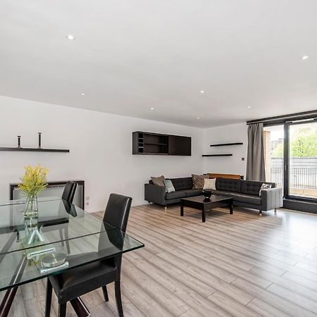 Large And Central 2 Bed London Exterior foto