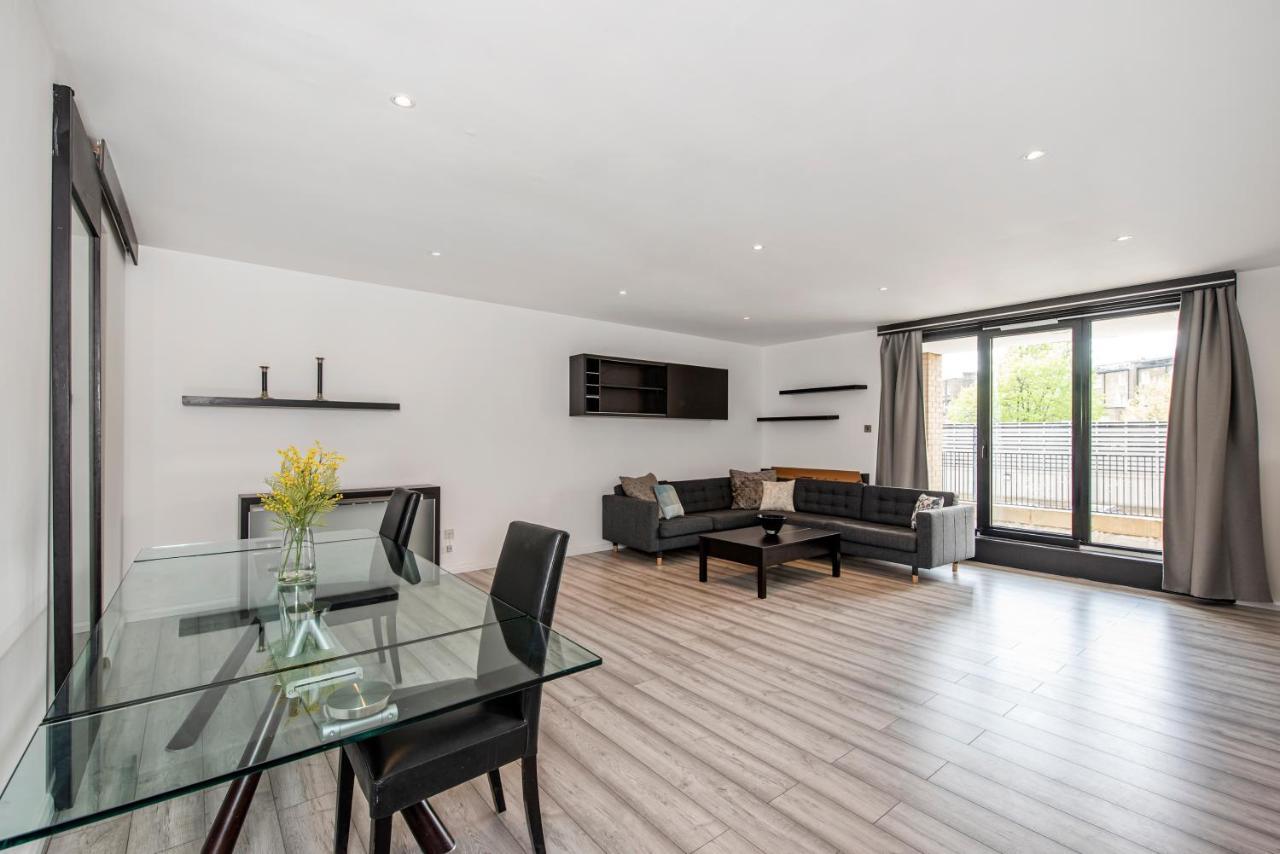 Large And Central 2 Bed London Exterior foto