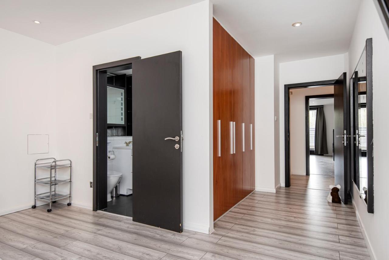 Large And Central 2 Bed London Exterior foto